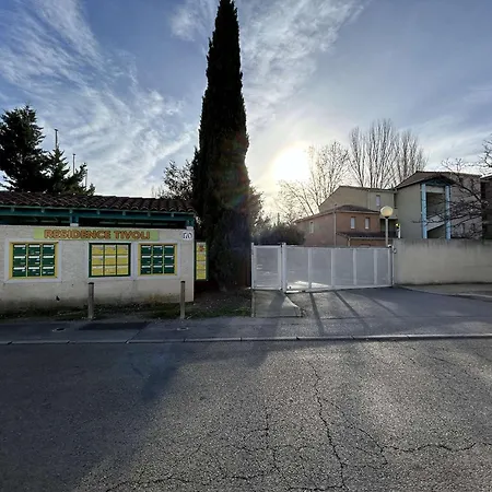 Apartment Port Camargue: Appt 2 Pieces 5 Pers, Parking, Terrasse - Fr-1-250-199
