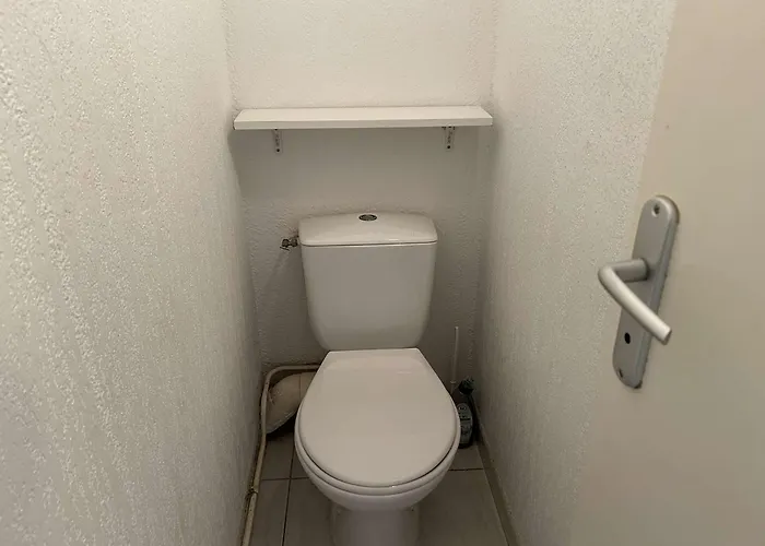Appartement 2 Pieces Cabine, Terrasse, Parking Prive, 5 Couchages, Port Camargue - Fr-1-250-199 Le Grau-du-Roi